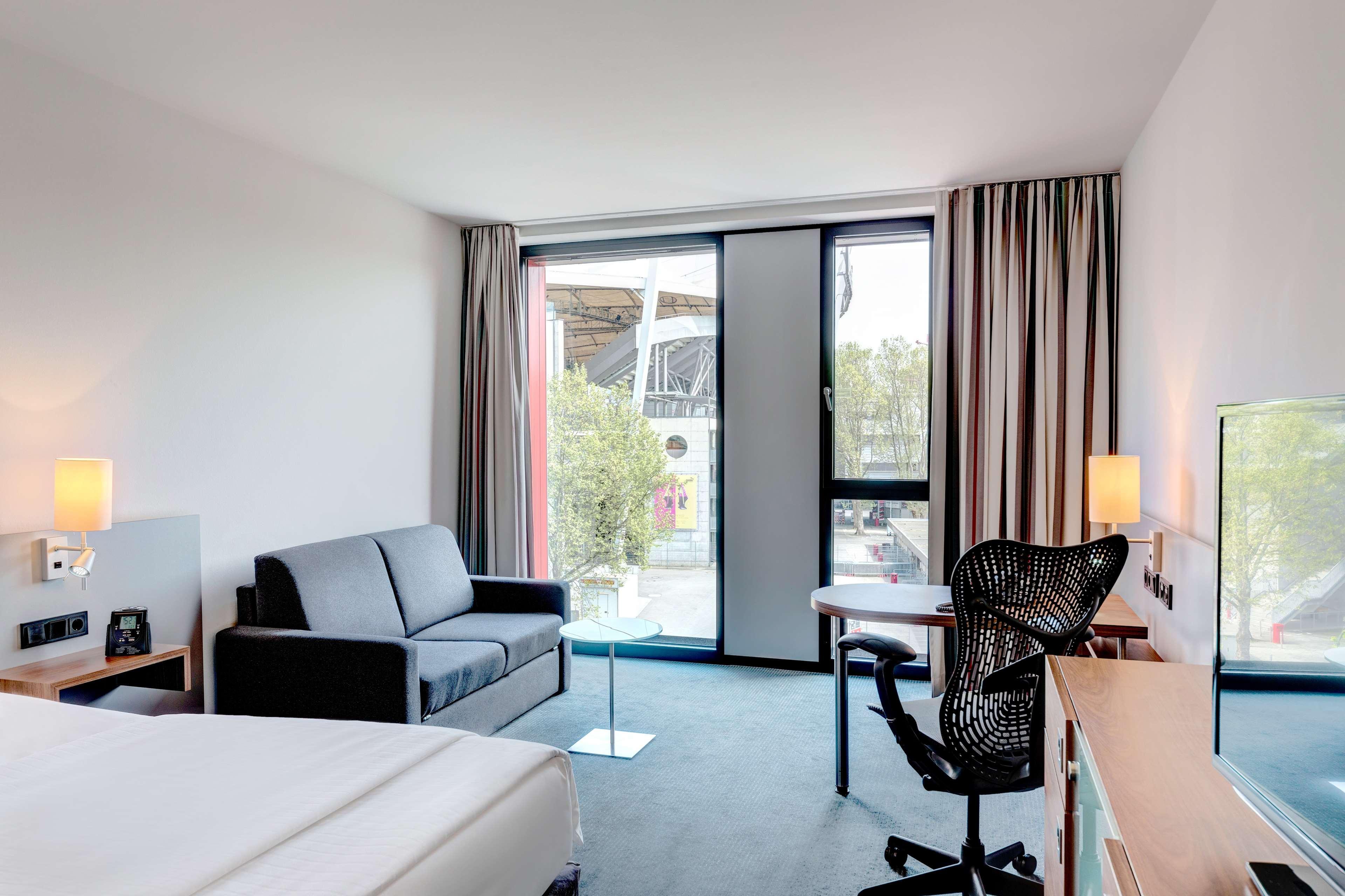 Hilton Garden Inn Stuttgart Neckarpark Luaran gambar