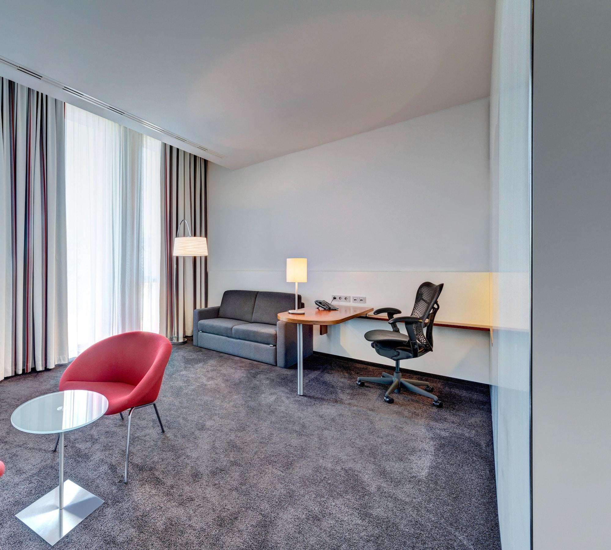 Hilton Garden Inn Stuttgart Neckarpark Luaran gambar