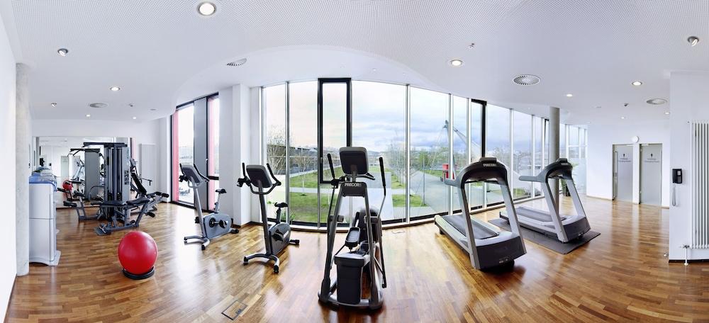 Hilton Garden Inn Stuttgart Neckarpark Luaran gambar
