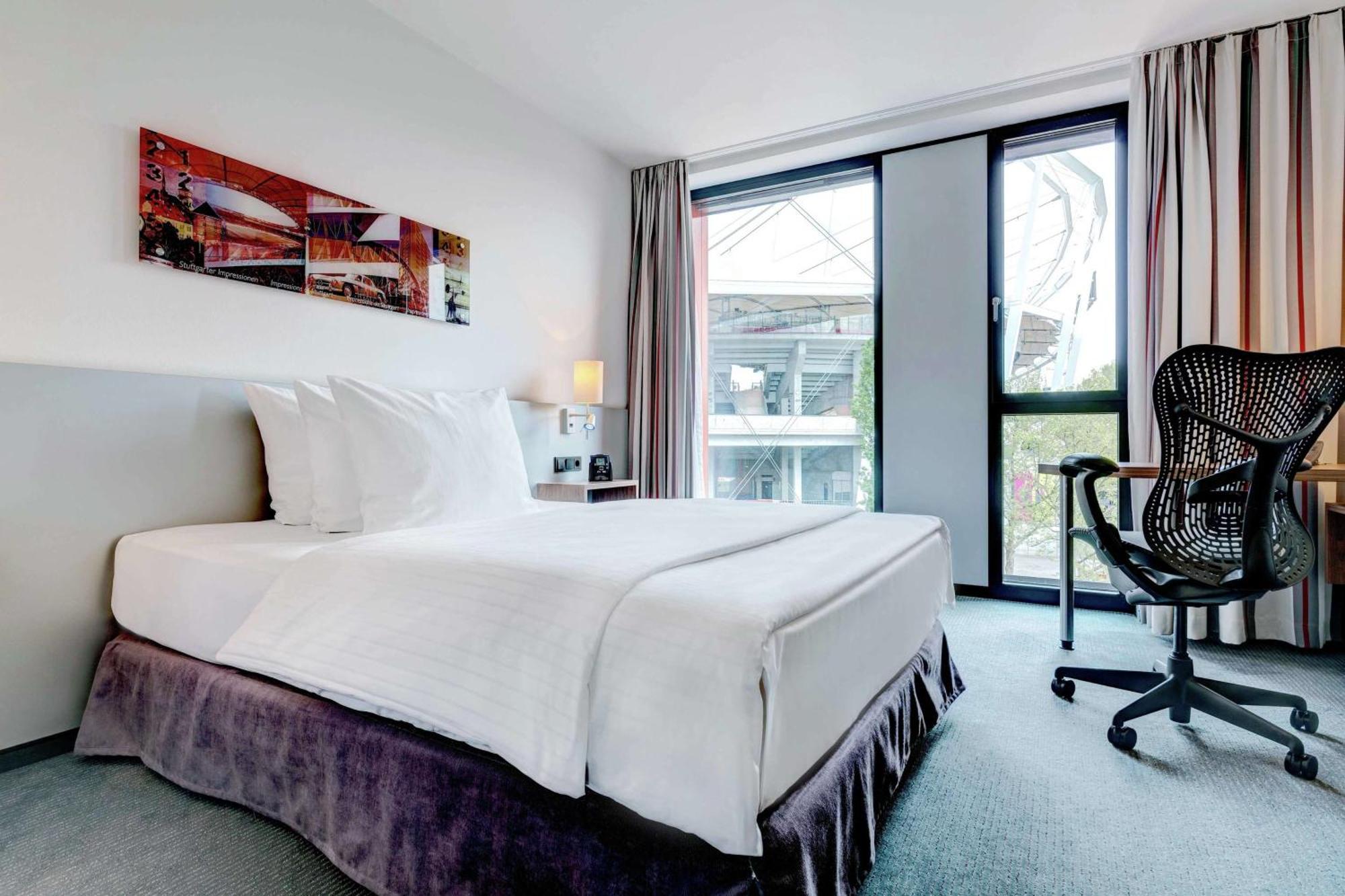 Hilton Garden Inn Stuttgart Neckarpark Luaran gambar