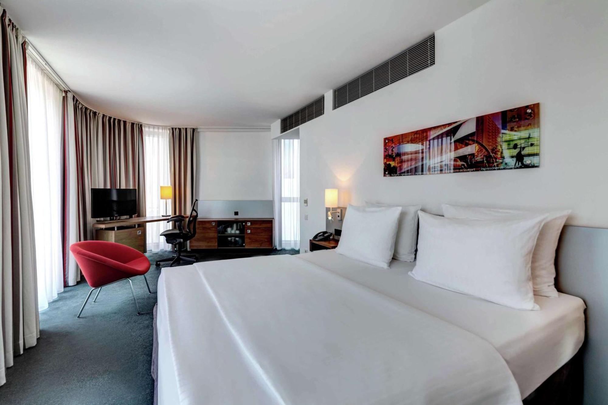 Hilton Garden Inn Stuttgart Neckarpark Luaran gambar