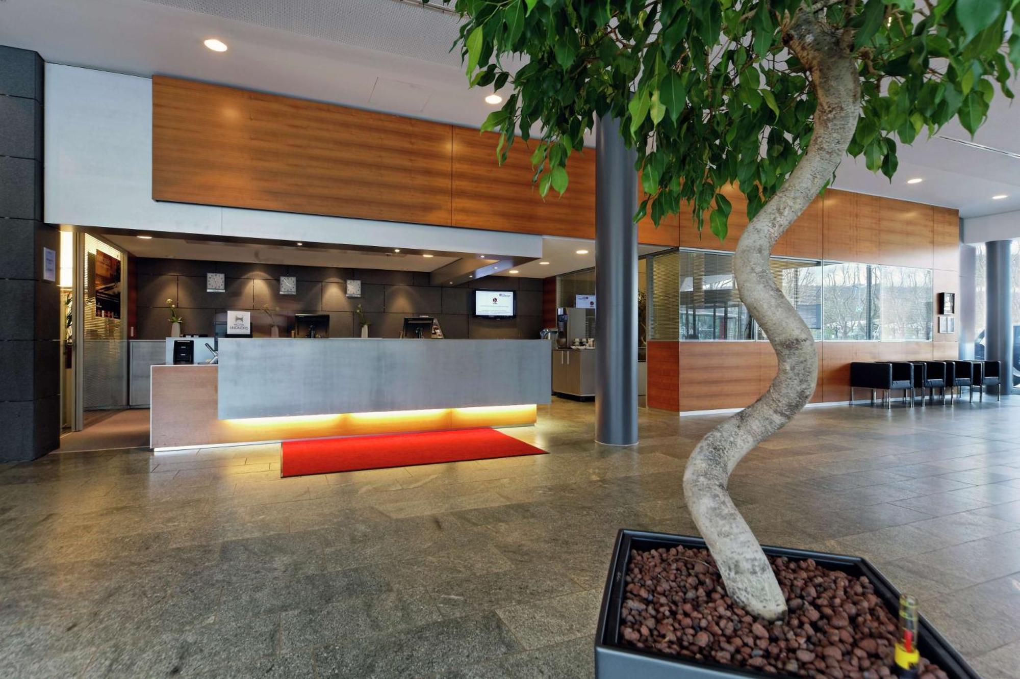 Hilton Garden Inn Stuttgart Neckarpark Luaran gambar