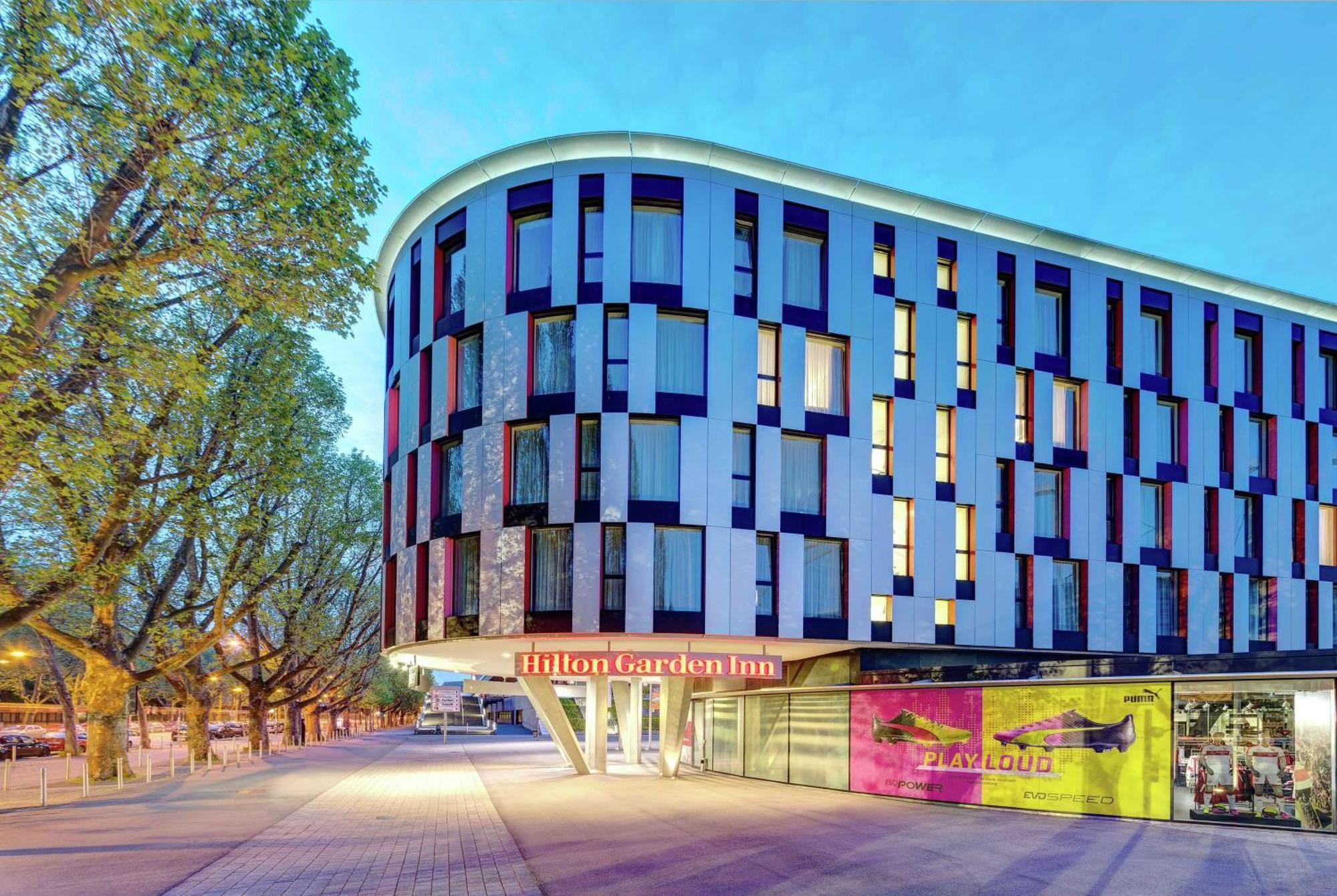 Hilton Garden Inn Stuttgart Neckarpark Luaran gambar