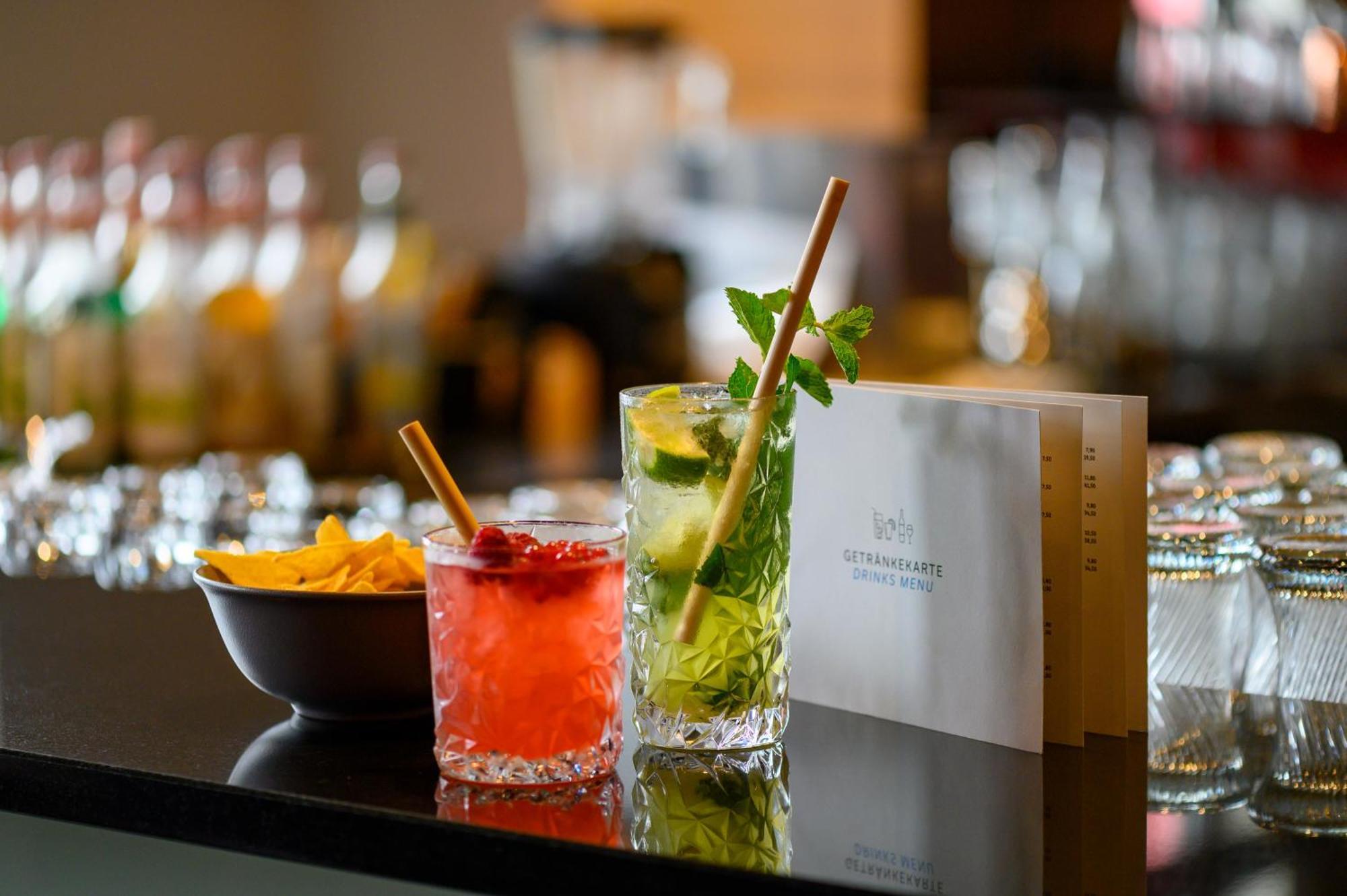 Hilton Garden Inn Stuttgart Neckarpark Luaran gambar
