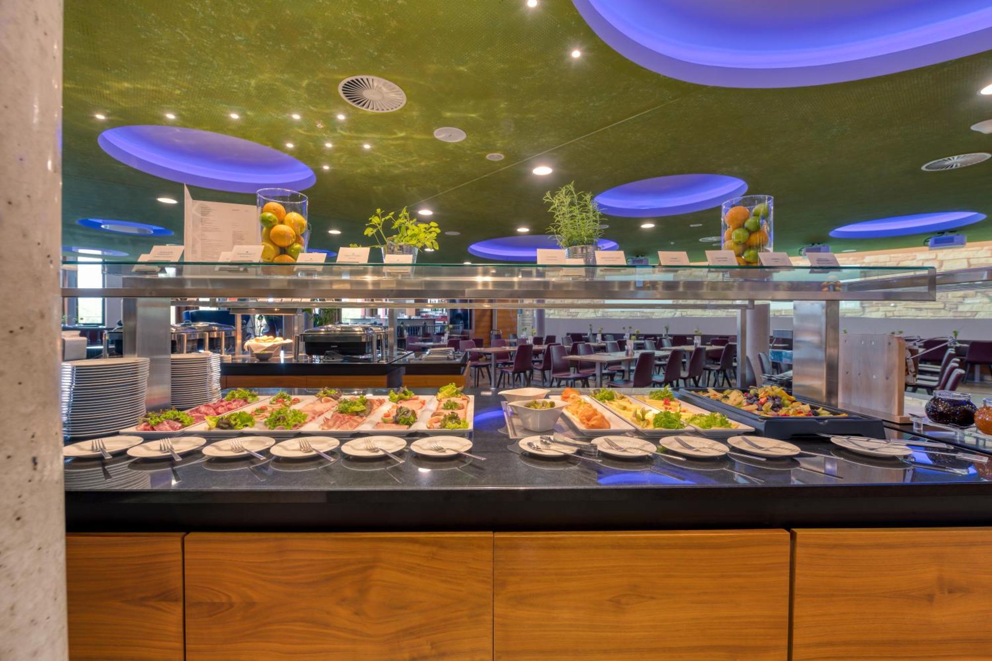 Hilton Garden Inn Stuttgart Neckarpark Luaran gambar